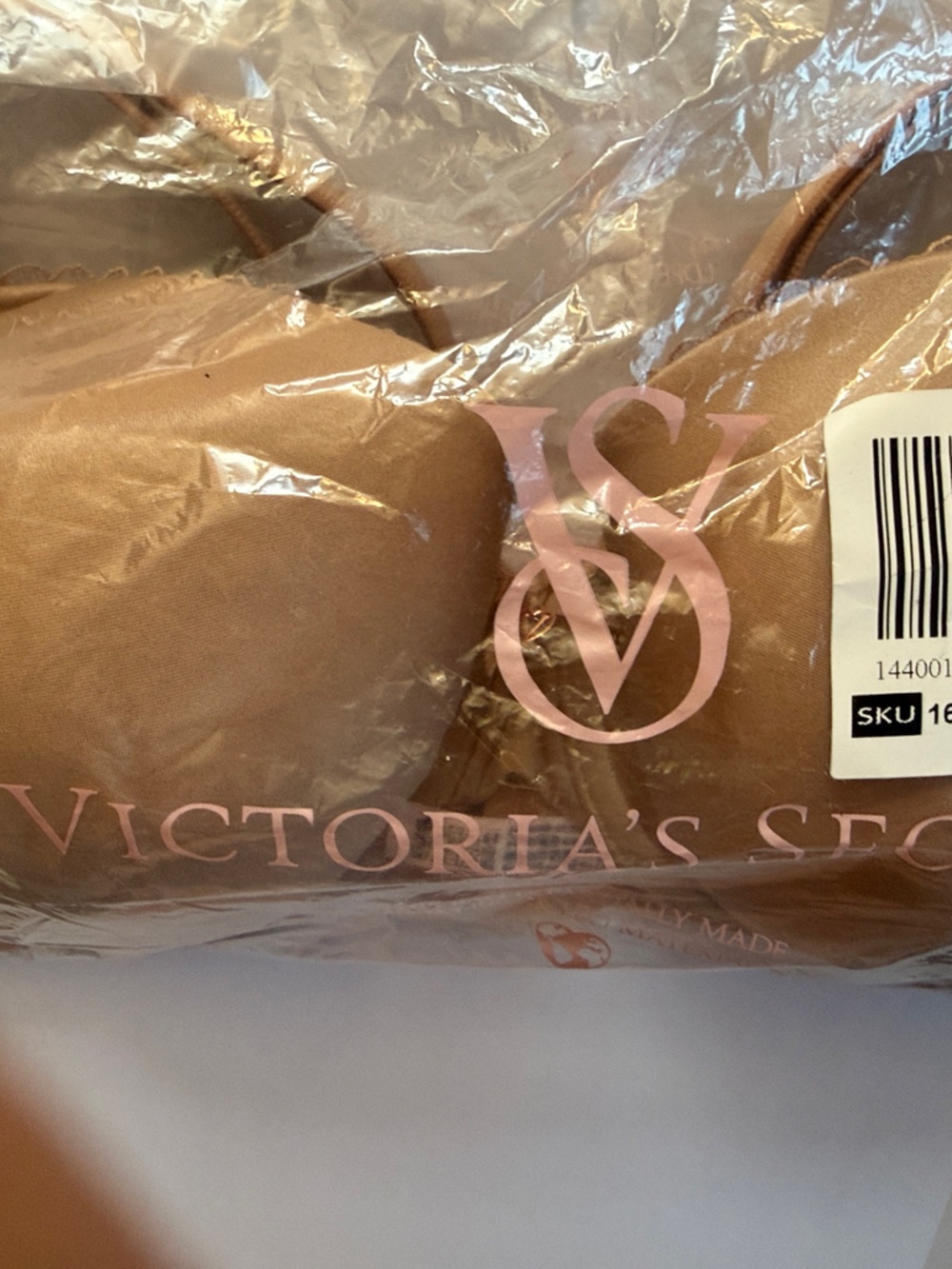 Victoria's Secret Beige body by Victoria lightly padded full coverage bra - Picture 3 of 4